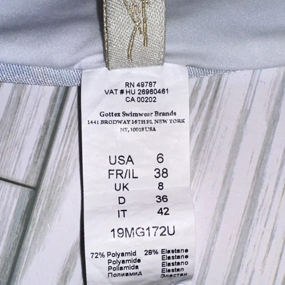 Gottex one piece swimsuit - Picture 8 of 10